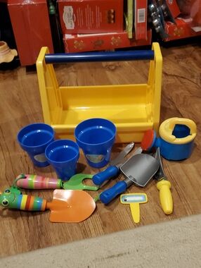 Source Unknown Yellow and Blue Kids Garden Tool Caddy Set